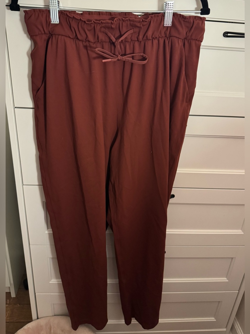 Lululemon Keep Moving Pant Women’s size 10